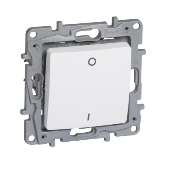 Legrand - NiLoe - ключ двуполюсен 10A БЯЛ 764517