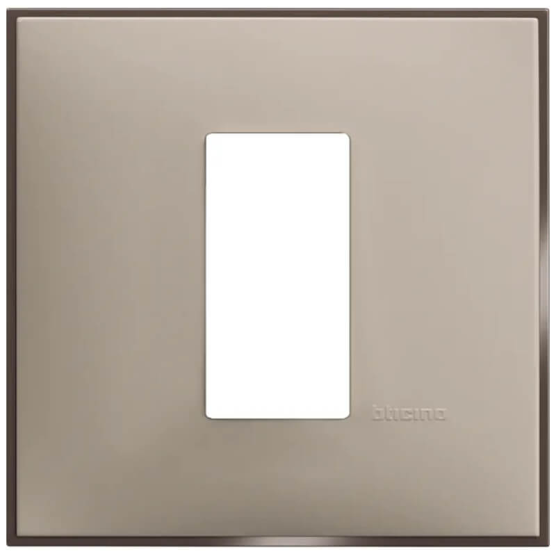 Bticino Classia Рамка 1/2х КРЕМ САТЕН R4801CS